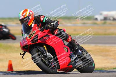 media/Apr-24-2023-Fastrack Riders (Mon) [[2ca7ef103c]]/Level 3/Session 1 (Sweeper)/